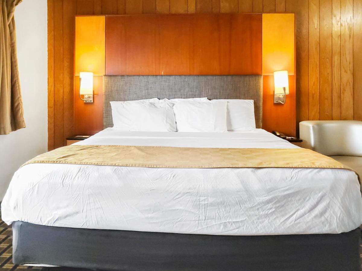 Americas Best Value Inn Хинкли Екстериор снимка