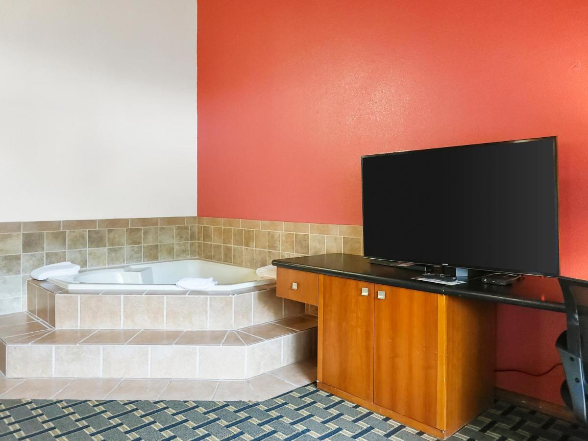 Americas Best Value Inn Хинкли Екстериор снимка